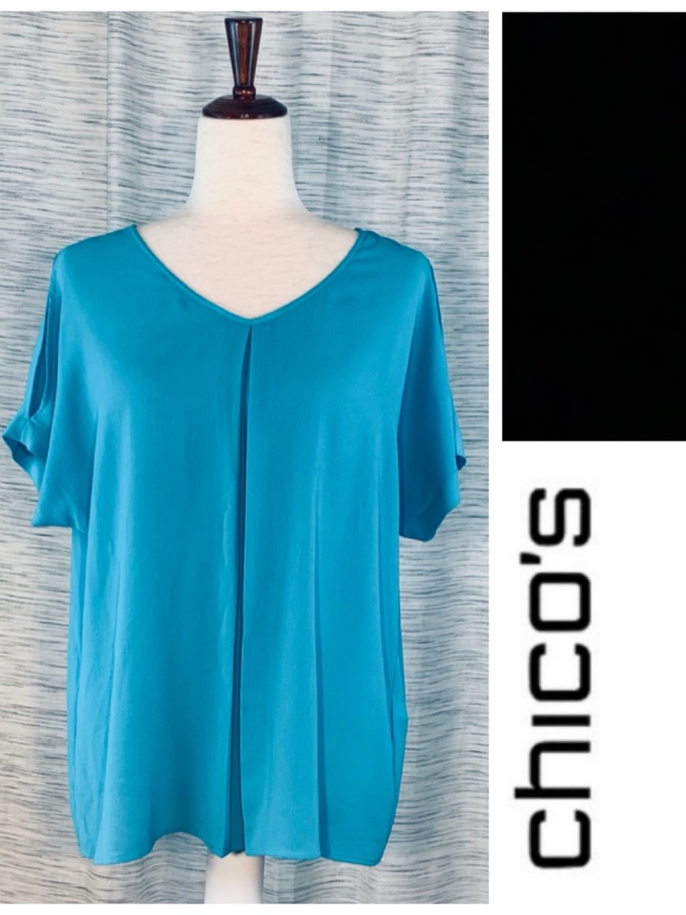 Chico’s Teal Peek-a-Boo Short Sleeves wide V-neck Top.